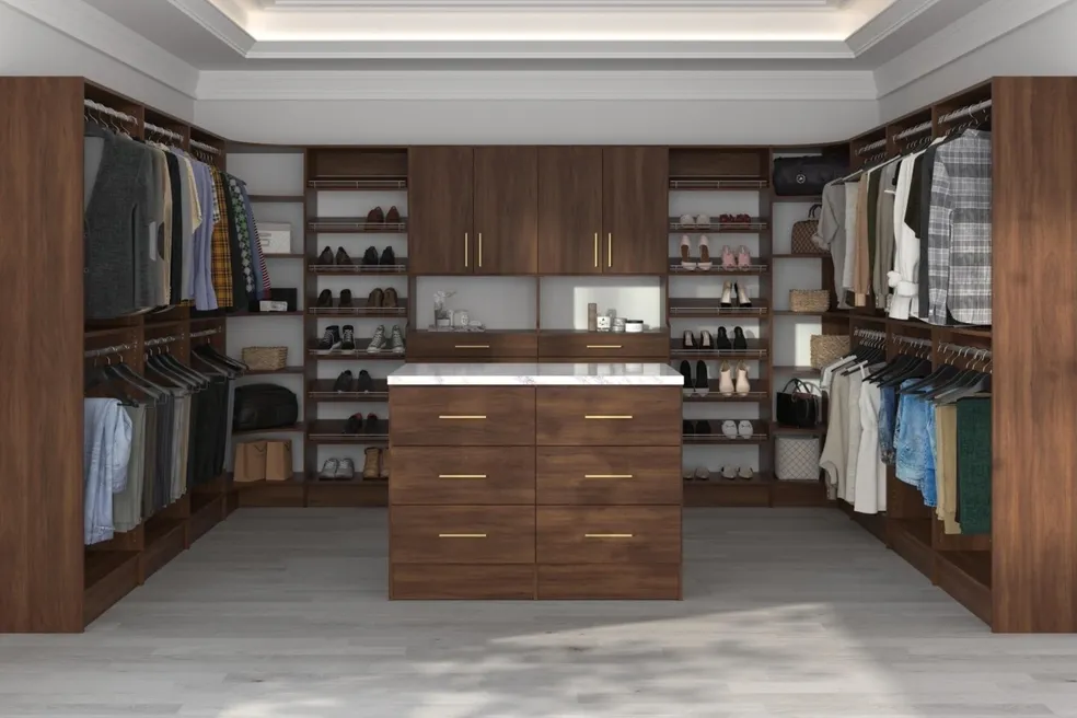 custom closet in Woburn